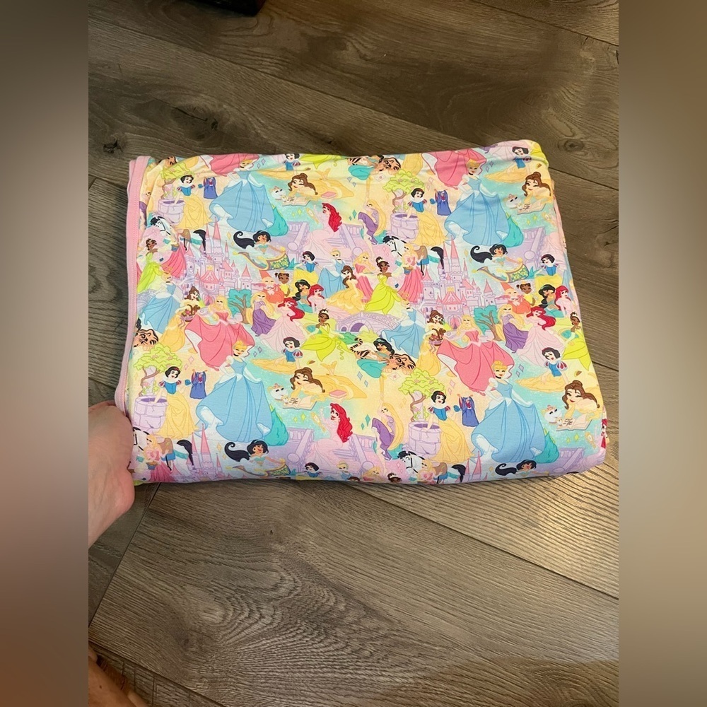RARE Bamboo Bliss Jumbo Disney Princess Big Girl Bed Quilt Blanket Approx 80x65